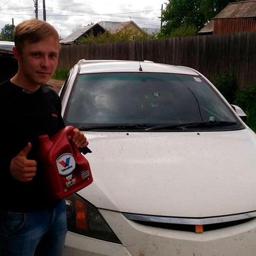 Масло в двигатель Лексингтон-Н